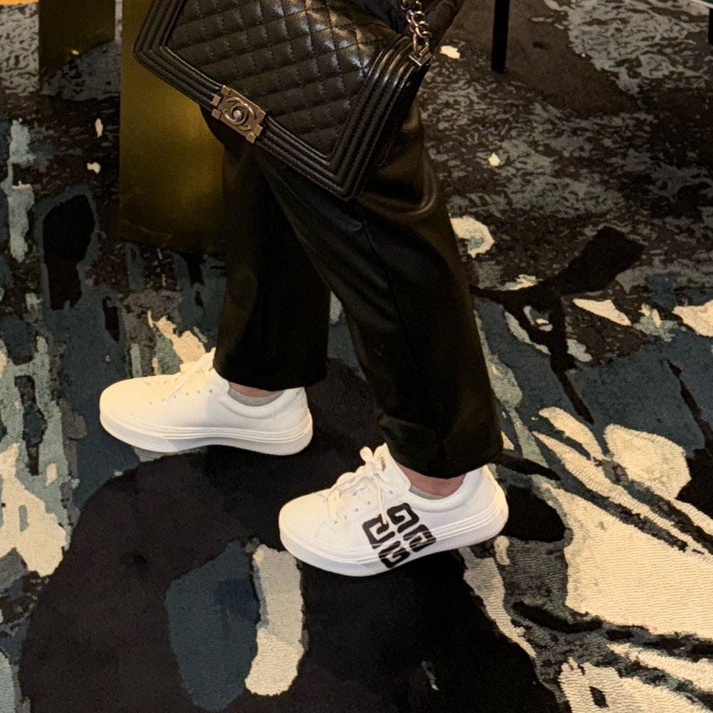 Givenchy Sneakers - Picture 8 of 16